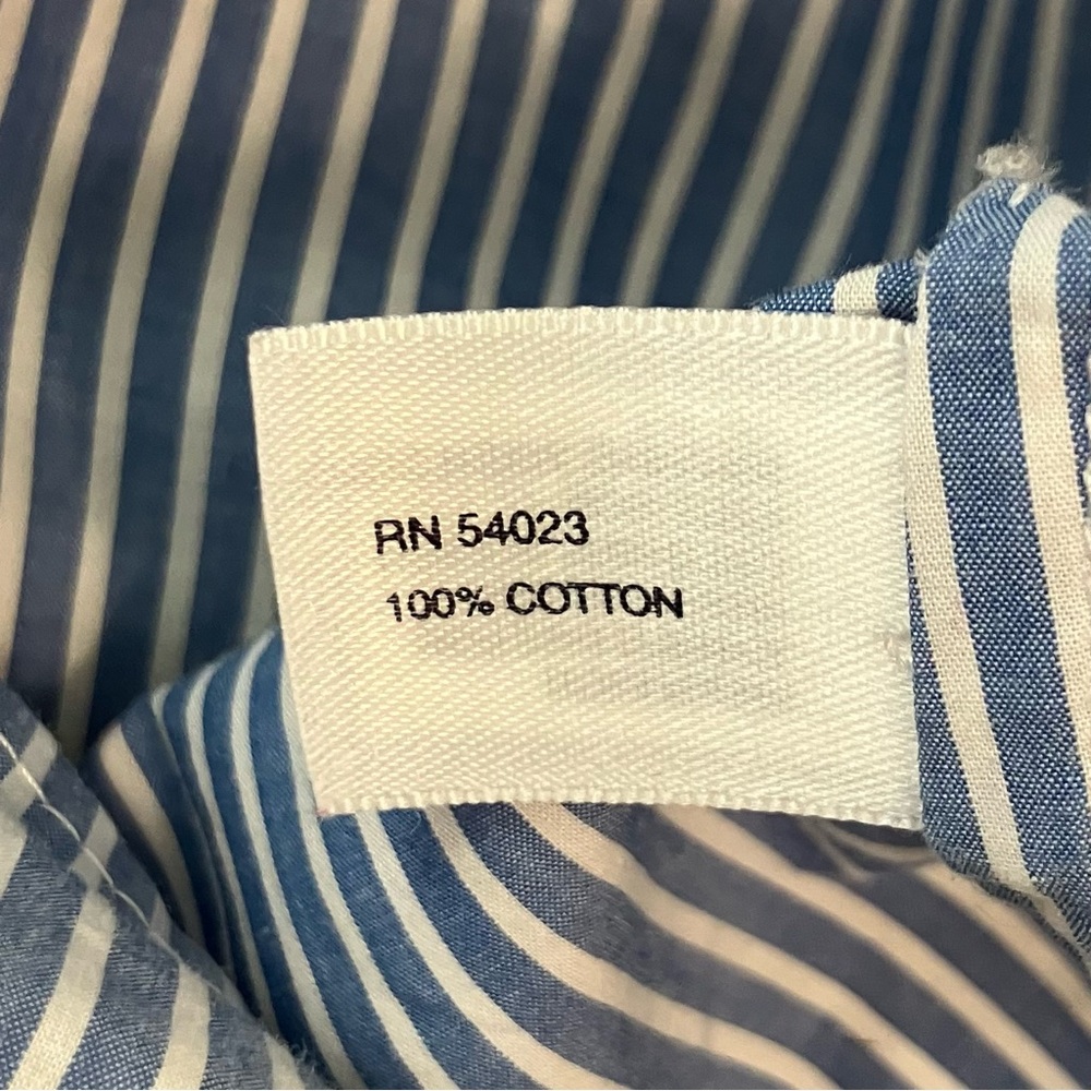 Vintage Gap Ruffle front button down - Picture 7 of 8